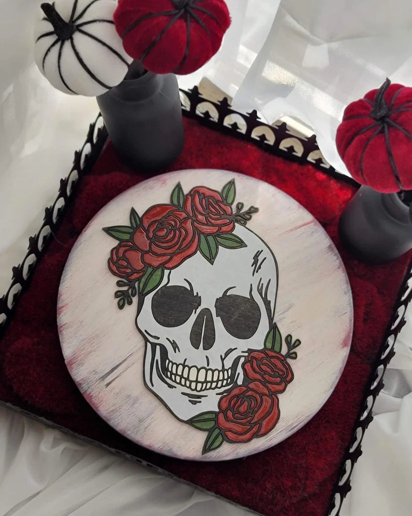 Skull And Roses 18" Round