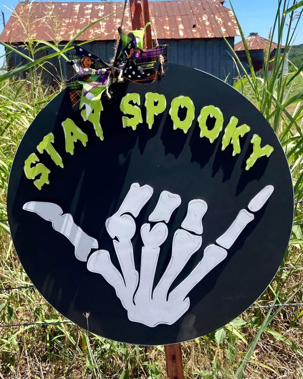 Stay Spooky Hand